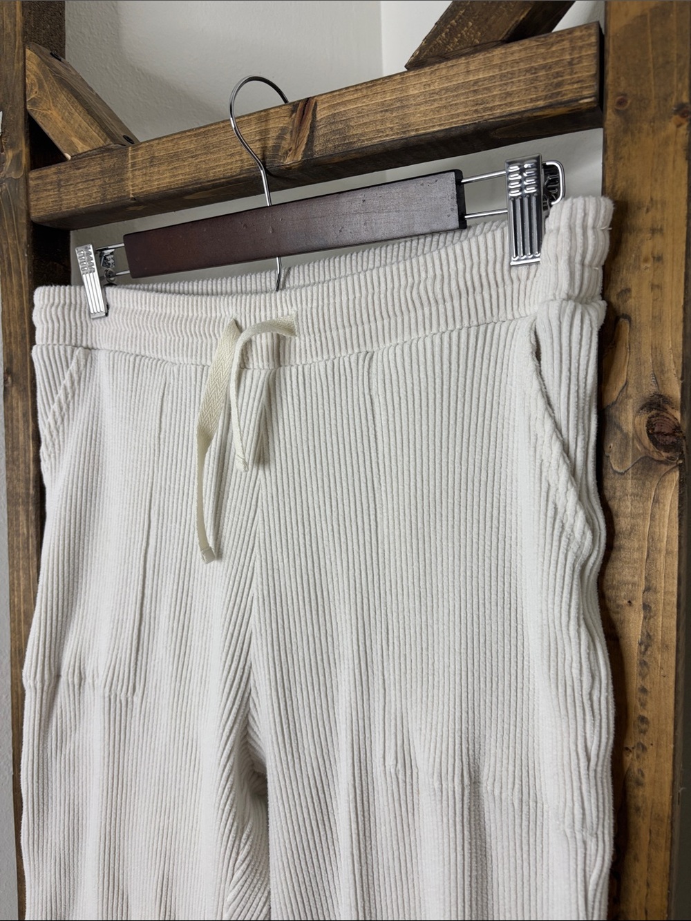 GAP Off-White Ribbed Drawstring Joggers Size M - Picture 2 of 5